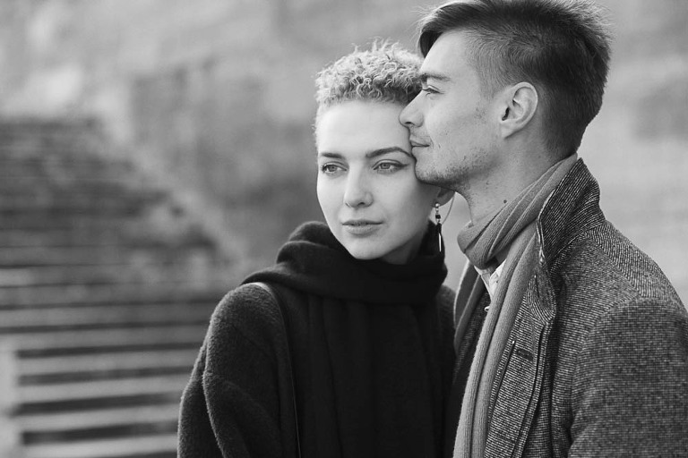 paris-picnic-couple-photography