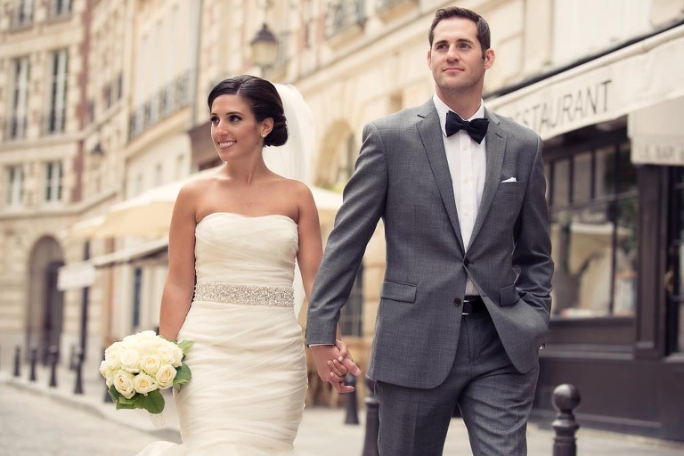 Elope in Paris